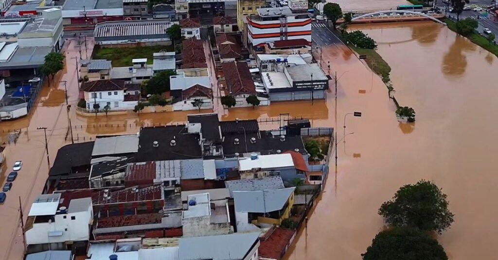 Governo Antecipou Pagamento do Abono Salarial em Minas Gerais após Chuvas Governo Antecipou Pagamento do Abono Salarial em Minas Gerais após Chuvas