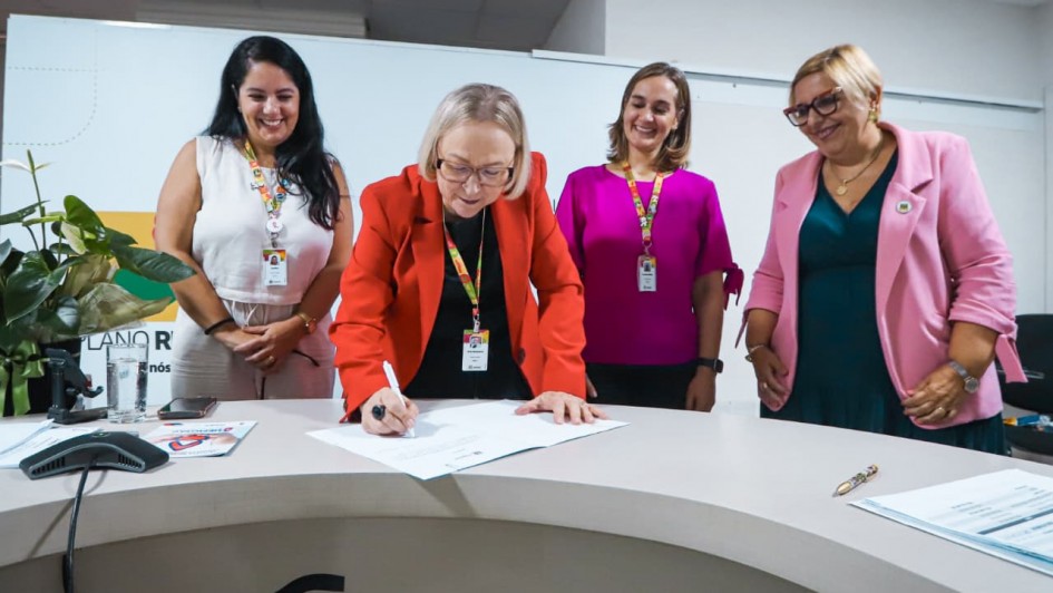 Governo do Estado do RS Amplia Atendimento em Saúde Mental com Novas Equipes em 71 Municípios Governo do Estado do RS Amplia Atendimento em Saúde Mental com Novas Equipes em 71 Municípios