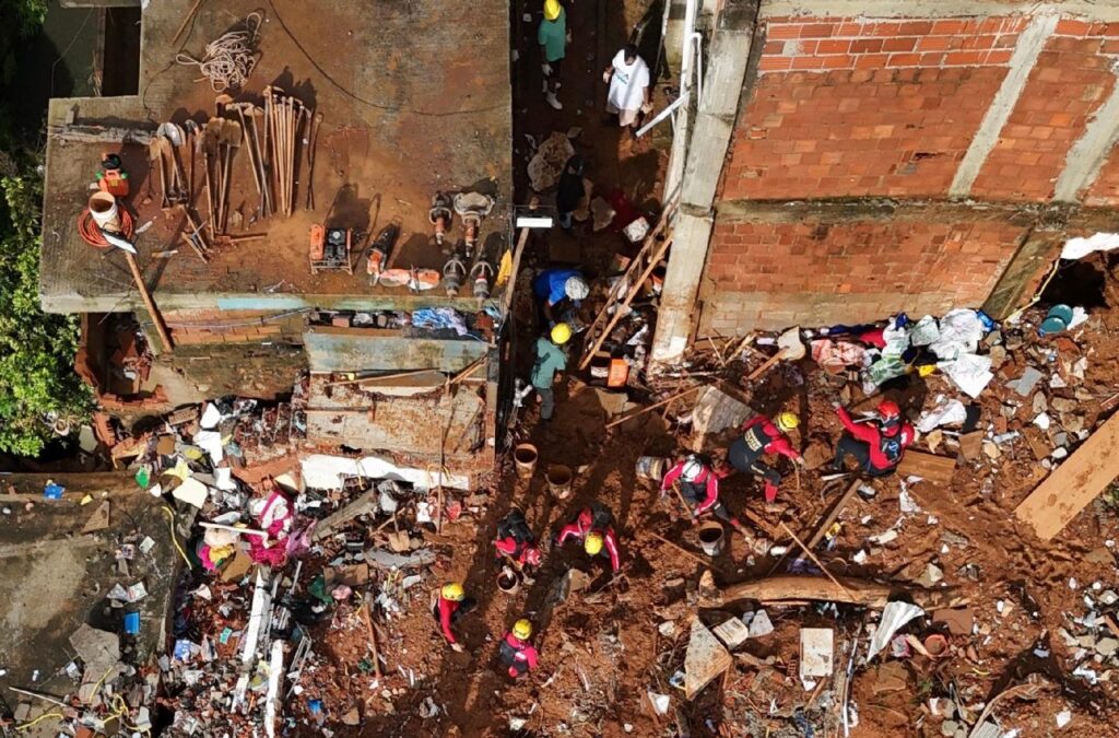 Leão XIV manifesta apoio às vítimas das enchentes em Minas Gerais Leão XIV manifesta apoio às vítimas das enchentes em Minas Gerais