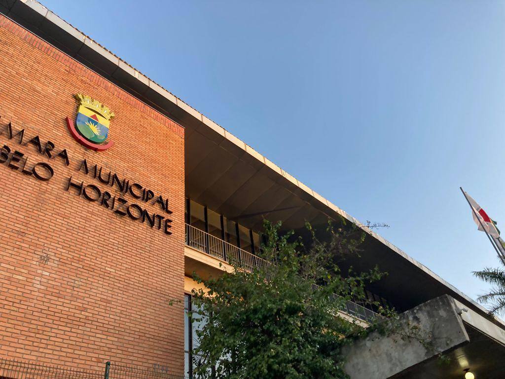 Vereadores de BH Aprovam Proposta Polêmica: A Lei Anti-Oruam Vereadores de BH Aprovam Proposta Polêmica: A Lei Anti-Oruam