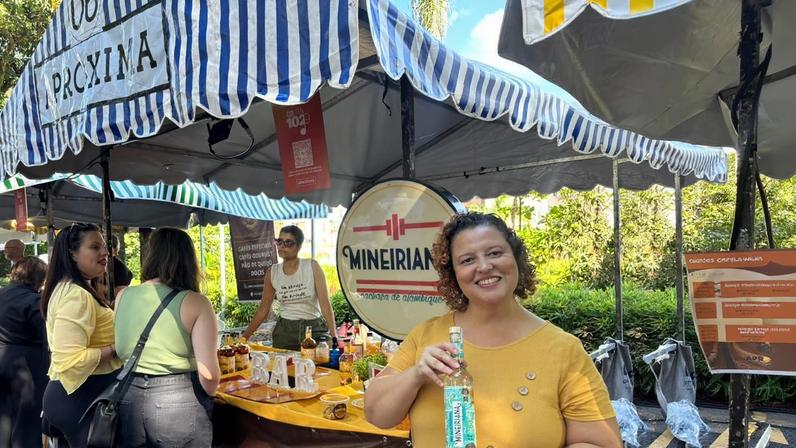 Arte e Gastronomia se Unem na Feirinha Aproxima da Casa Fiat de Cultura em BH Arte e Gastronomia se Unem na Feirinha Aproxima da Casa Fiat de Cultura em BH