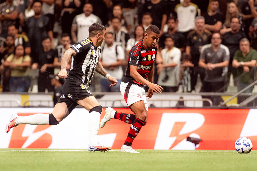 Atlético-MG x Flamengo: Assistência, Horário e Escalações para o Grande Clássico