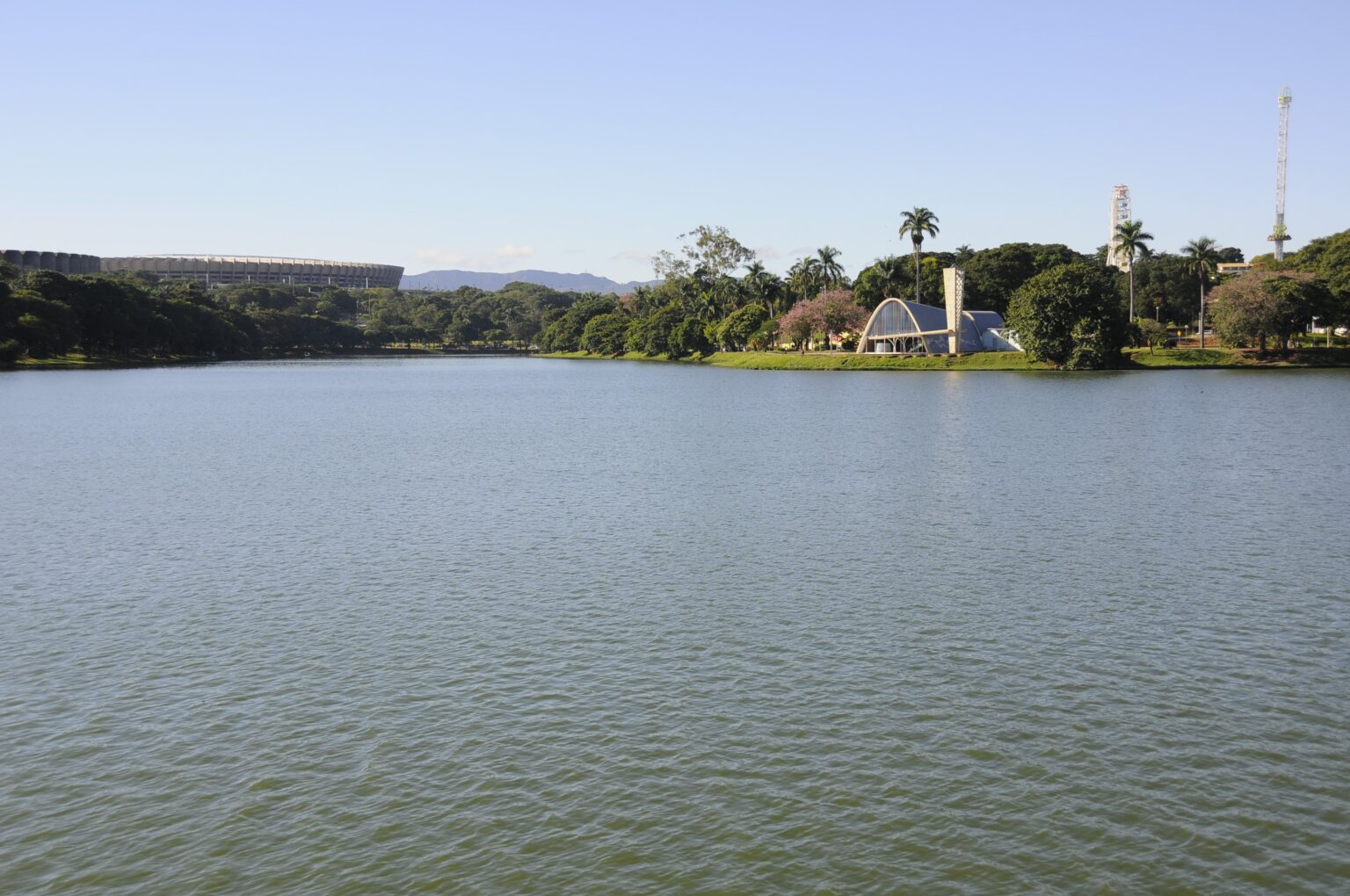 Câmara de BH Proíbe Embarcações Motorizadas na Lagoa da Pampulha: Entenda as Novas Regras Câmara de BH Proíbe Embarcações Motorizadas na Lagoa da Pampulha: Entenda as Novas Regras