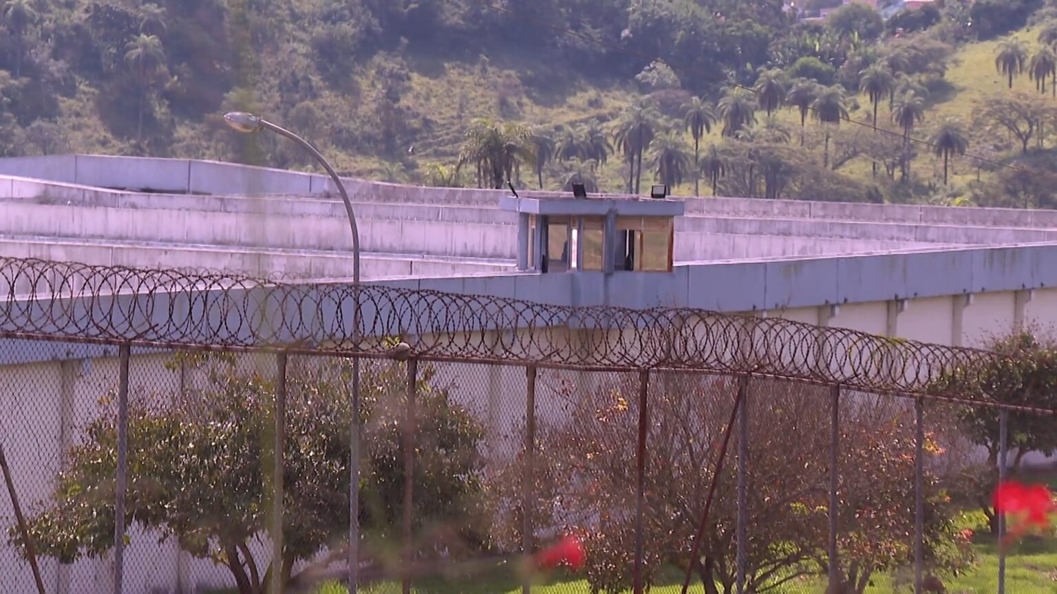Detento Foge de Presídio em Minas Gerais Durante Atendimento Médico Detento Foge de Presídio em Minas Gerais Durante Atendimento Médico