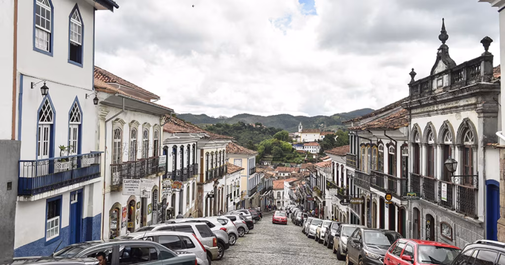 Patrimônio Histórico de Minas Gerais: Um Impulsionador do Turismo e da Economia Patrimônio Histórico de Minas Gerais: Um Impulsionador do Turismo e da Economia