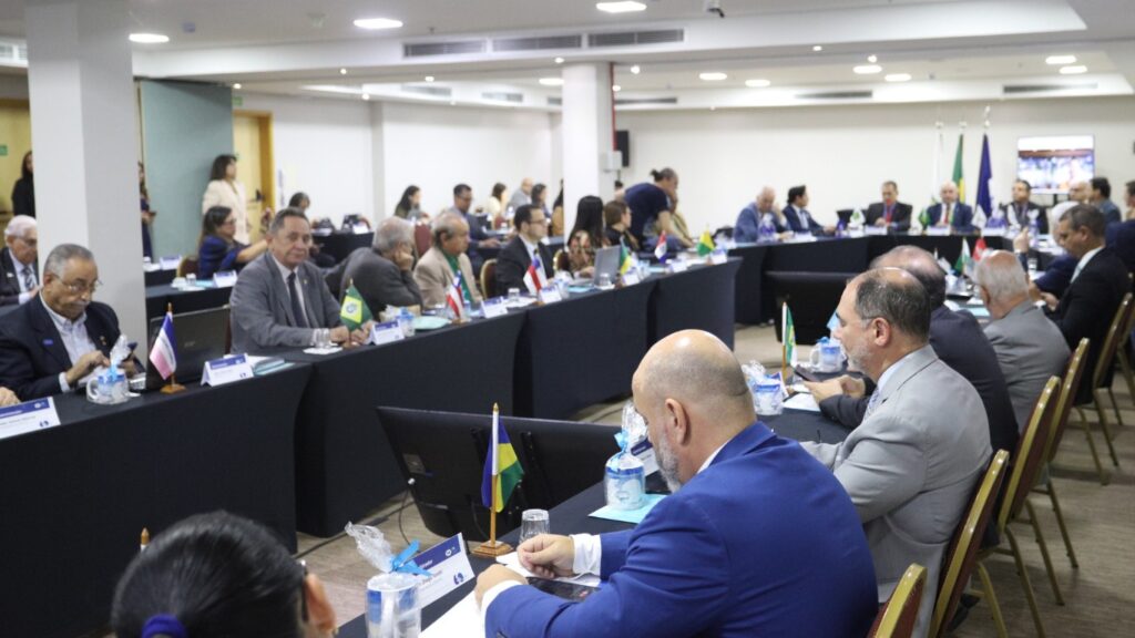 Programa de Formação e Certificação de Conselheiros Ganha Apoio do CRA-PR Programa de Formação e Certificação de Conselheiros Ganha Apoio do CRA-PR