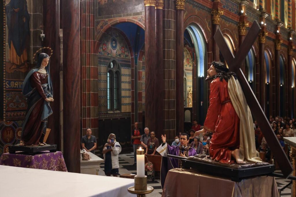 Sermão do Encontro em BH: Uma Celebração de Fé e Reflexão na Semana Santa Sermão do Encontro em BH: Uma Celebração de Fé e Reflexão na Semana Santa