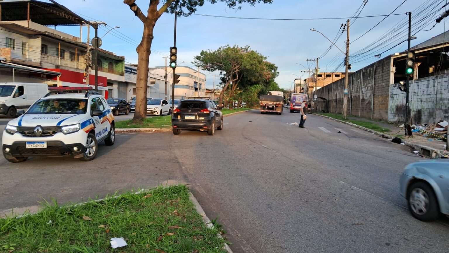 Tragédia em Contagem: Quatro Pessoas em Uma Moto Resultam em Dois Mortos Tragédia em Contagem: Quatro Pessoas em Uma Moto Resultam em Dois Mortos