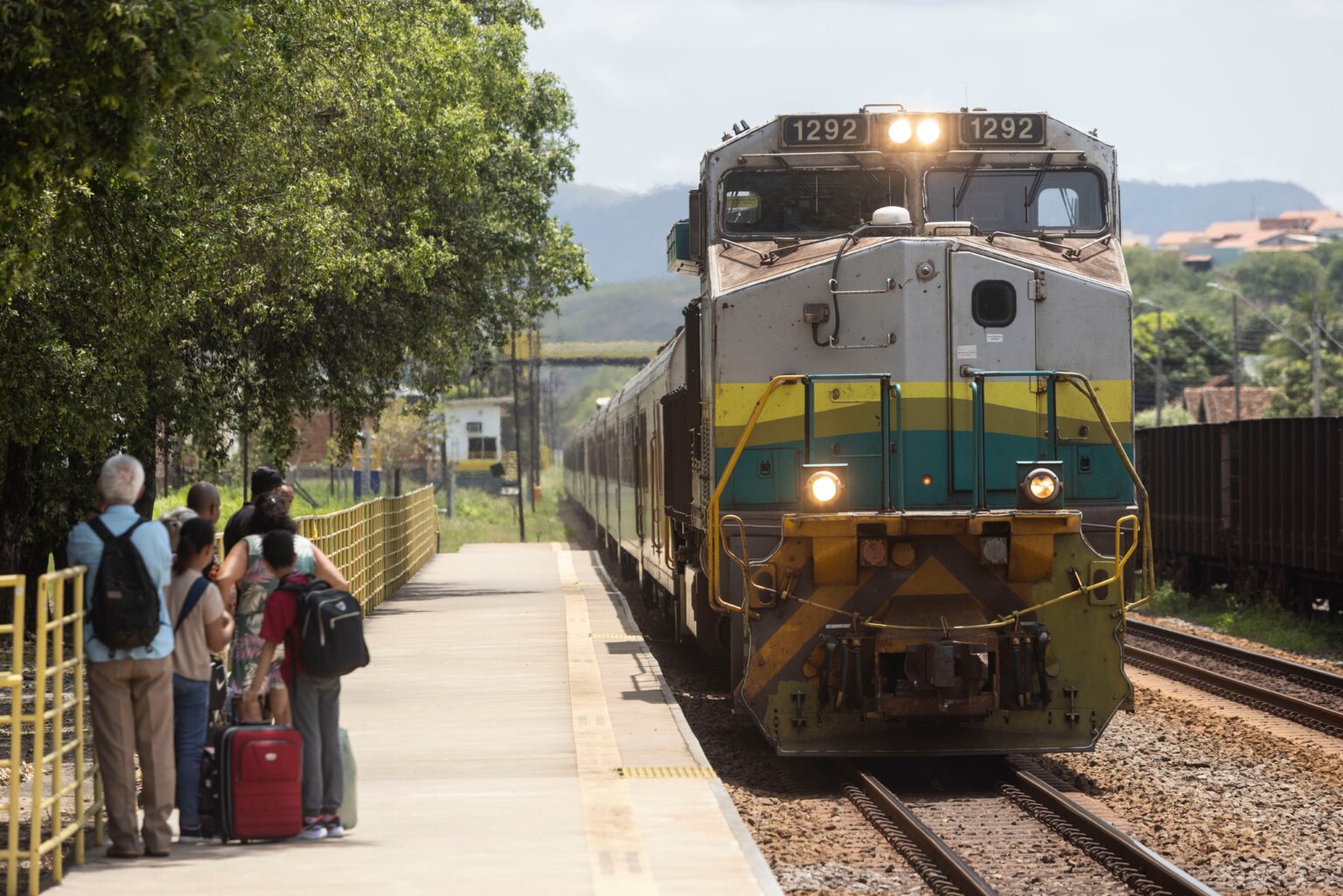 Trem de Passageiros da Vale Tem Circulação Suspensa em Minas Gerais e Espírito Santo