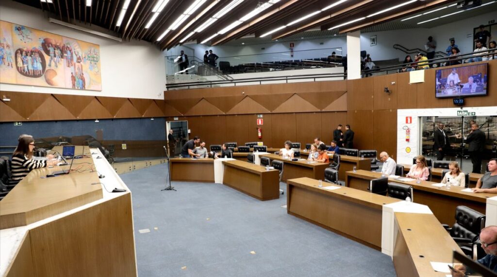 Câmara de BH Aprova Uso do Sexo Biológico em Competições Esportivas