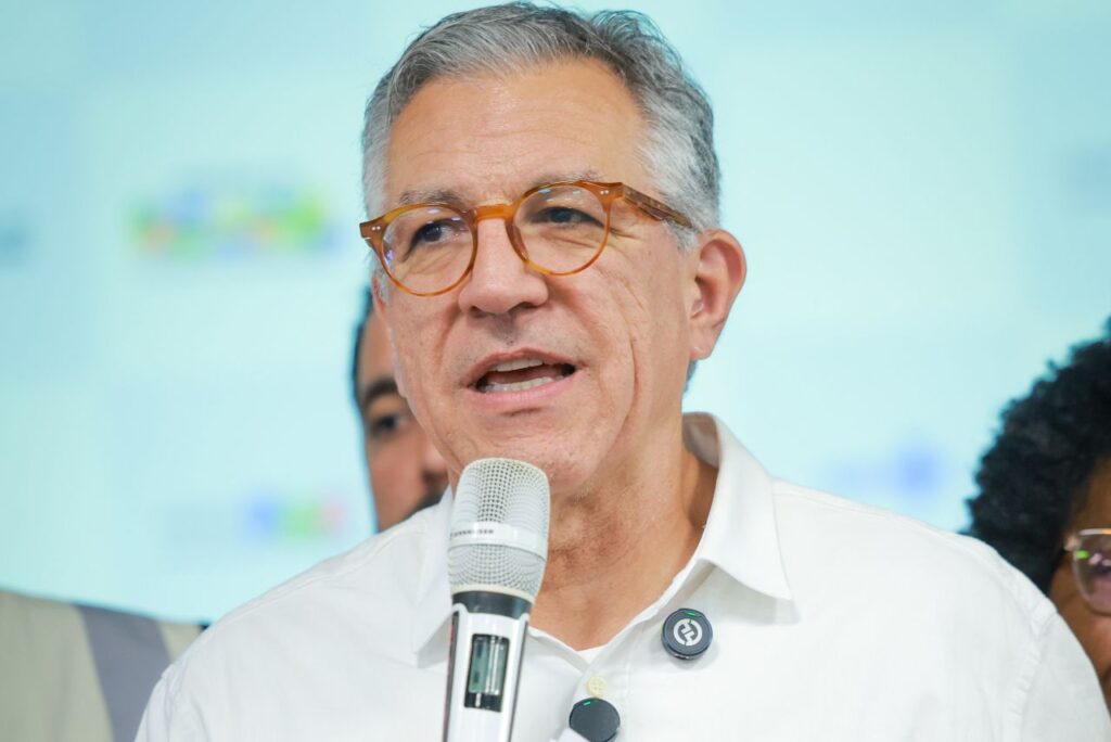 Ministro da Saúde Anuncia R$ 63 Milhões para SUS e Comenta Desempenho de Faculdades de Medicina em MG Ministro da Saúde Anuncia R$ 63 Milhões para SUS e Comenta Desempenho de Faculdades de Medicina em M