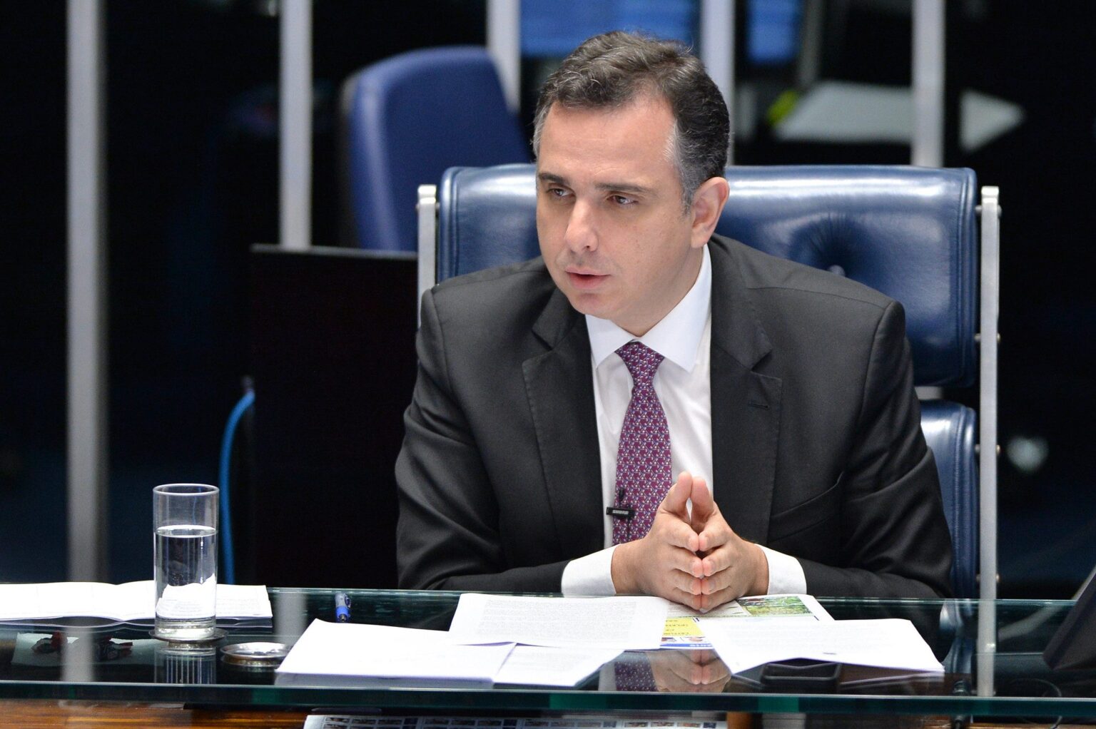 Rodrigo Pacheco: O Hamlet das Minas Gerais em um Cenário Político Tenso Rodrigo Pacheco: O Hamlet das Minas Gerais em um Cenário Político Tenso