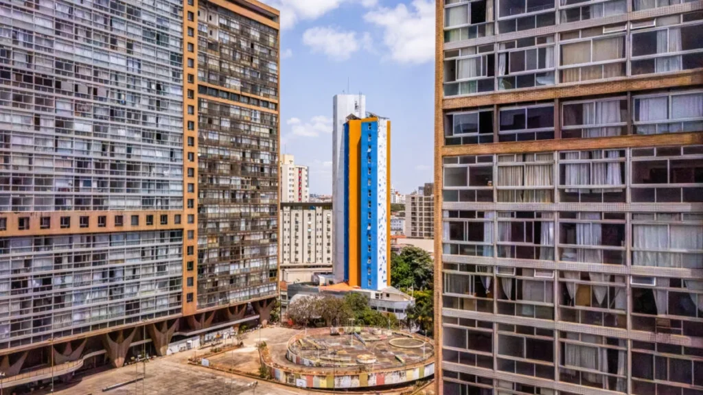 CURA transforma Edifício JK em palco de arte urbana e patrimônio em Belo Horizonte CURA transforma Edifício JK em palco de arte urbana e patrimônio em Belo Horizonte