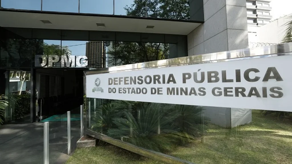Defensoria Pública de Minas Gerais celebra 50 anos com homenagem na Assembleia Legislativa