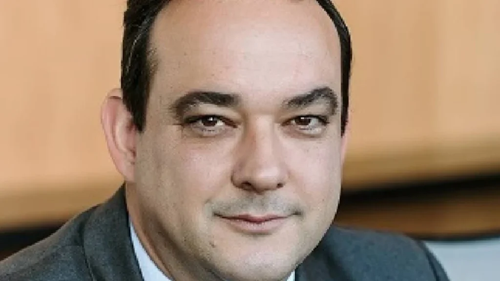 Tarifaço nos EUA: Candidato do PL em Minas critica governo Lula e alerta para impacto na indústria Tarifaço nos EUA: Candidato do PL em Minas critica governo Lula e alerta para impacto na indústria
