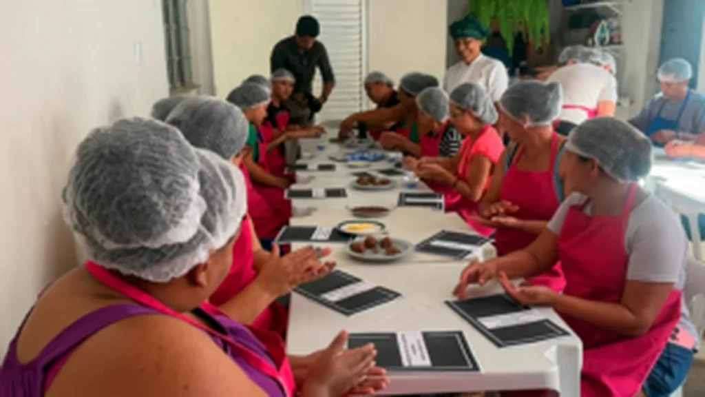 Oficina culinária em Vespasiano Martins incentiva independência financeira com receitas sustentáveis Oficina culinária em Vespasiano Martins incentiva independência financeira com receitas sustentáveis