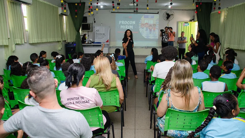 Procon-MPMG e Prefeitura de Contagem lançam programa para educar crianças sobre consumo Procon-MPMG e Prefeitura de Contagem lançam programa para educar crianças sobre consumo
