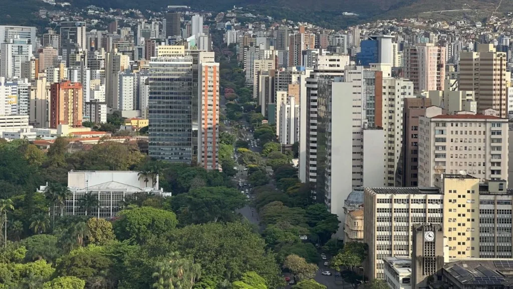 Aluguel residencial em Belo Horizonte sobe 7,45% em 12 meses e destaca bairros mais valorizados