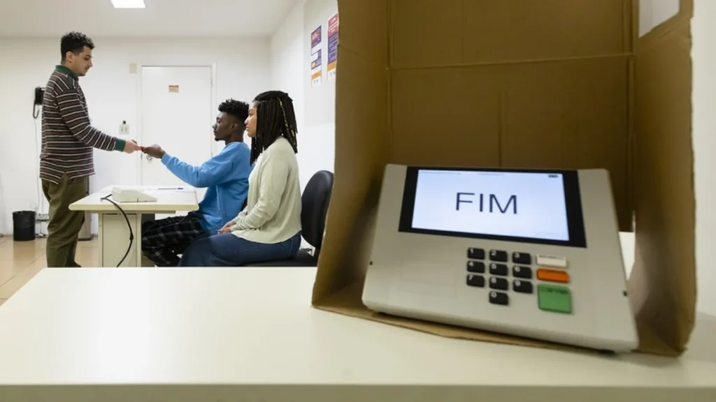 Conheça os 11 Candidatos ao Governo de Minas Gerais e Seus Perfis para as Eleições