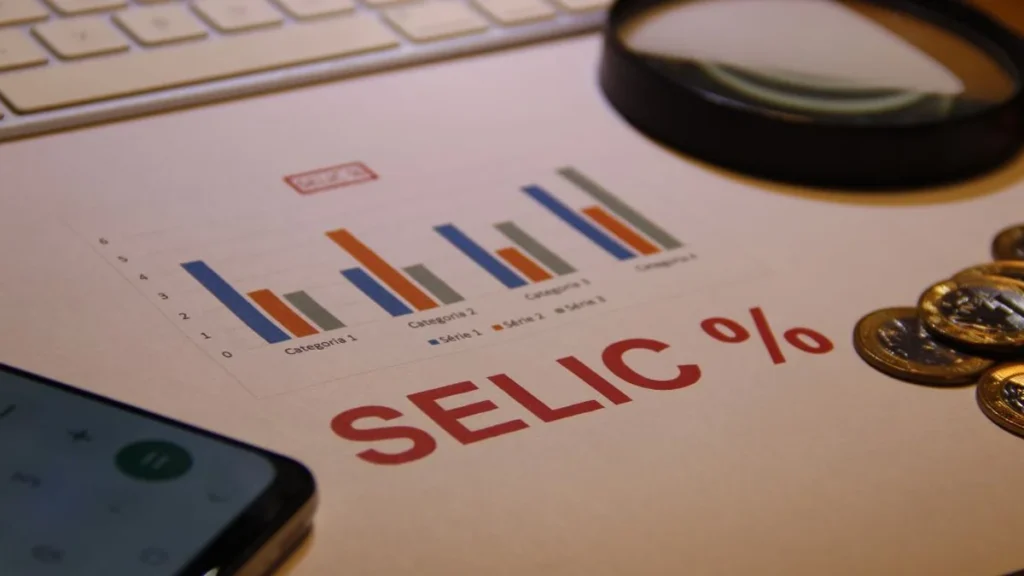 Queda da Taxa Selic para 13,75% gera opiniões divergentes entre indústria e comércio em Minas Gerais Queda da Taxa Selic para 13,75% gera opiniões divergentes entre indústria e comércio em Minas Gerais