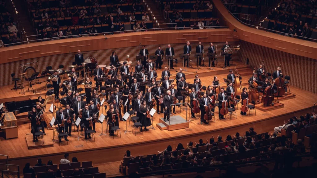 Filarmônica de Minas Gerais revela temporada 2027 com tributo a Beethoven e nova identidade visual Filarmônica de Minas Gerais revela temporada 2027 com tributo a Beethoven e nova identidade visual