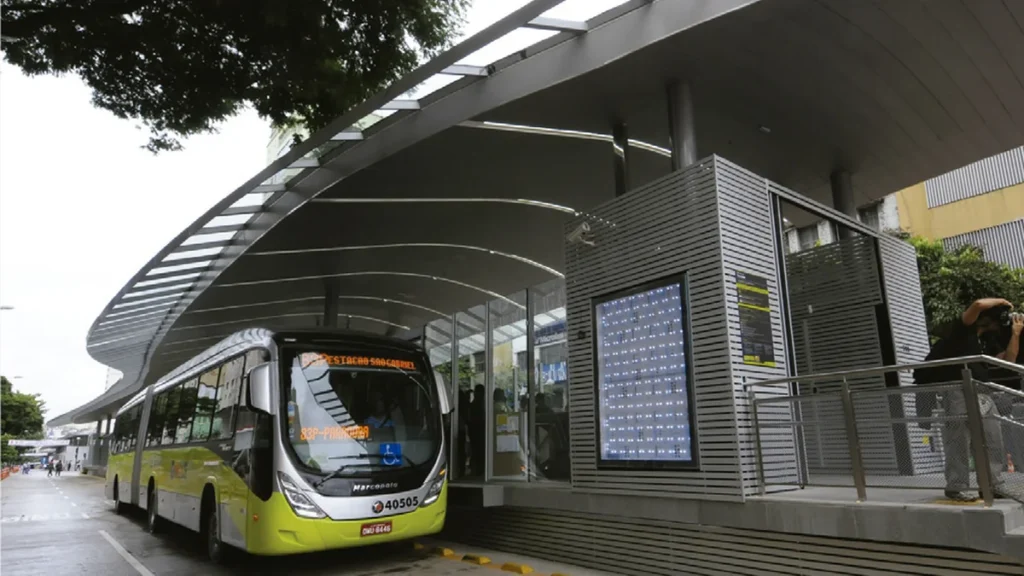 Minas Gerais Suspende Licitação dos Corredores de Ônibus na Grande BH