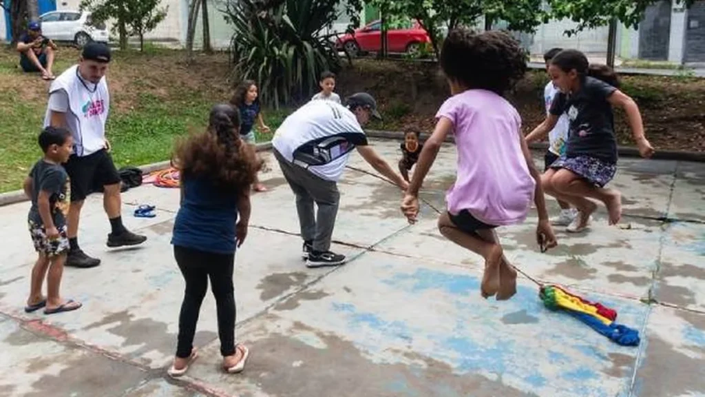 Semana das Crianças em Contagem terá brincadeiras gratuitas em oito parques Semana das Crianças em Contagem terá brincadeiras gratuitas em oito parques