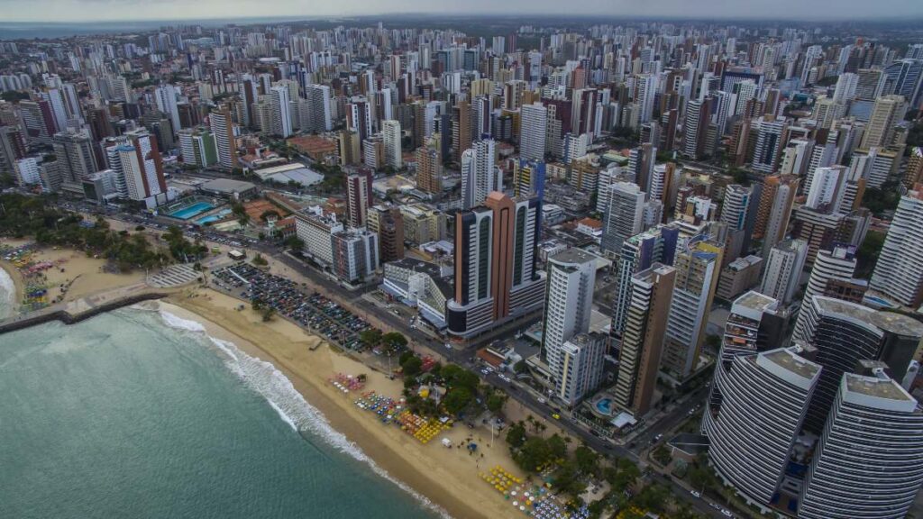 Fortaleza se Destaca no Nordeste com PIB de R$ 86,93 Bi em 2023 Fortaleza se Destaca no Nordeste com PIB de R$ 86,93 Bi em 2023