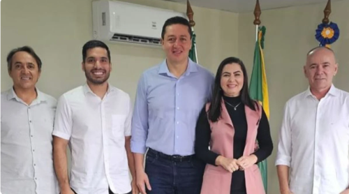 Prefeito Glêdson Bezerra Recebe André Fernandes em Visita Oficial Prefeito Glêdson Bezerra Recebe André Fernandes em Visita Oficial