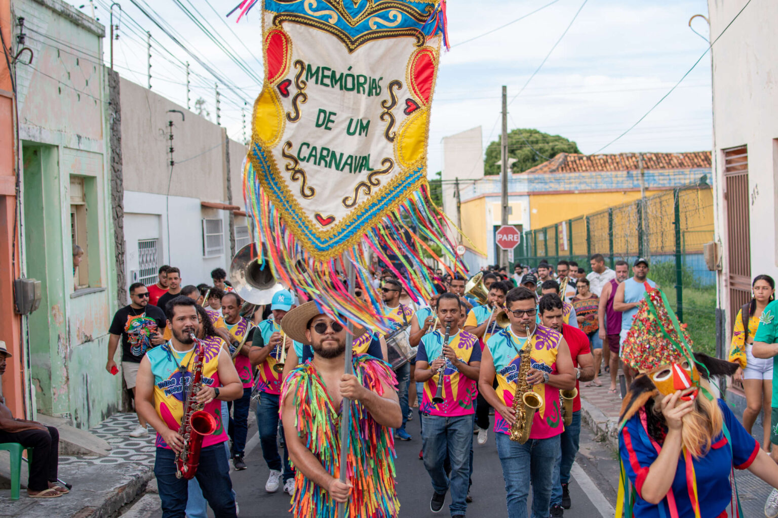 Pré-Carnaval em Juazeiro: Celebrando a Biodiversidade do Cariri com Música e Memória Pré-Carnaval em Juazeiro: Celebrando a Biodiversidade do Cariri com Música e Memória