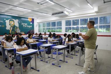 SEC Abre Inscrições para Quase 3 Mil Vagas em Educação na Bahia SEC Abre Inscrições para Quase 3 Mil Vagas em Educação na Bahia
