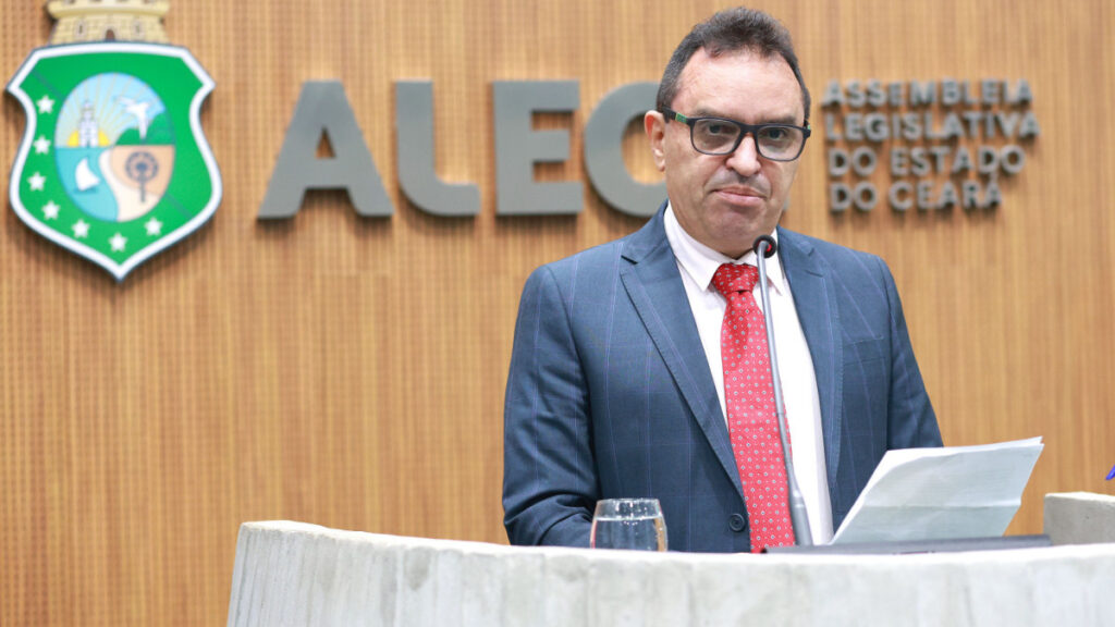 Suplente de deputado acusado de importunação sexual solicita desfiliação do PT Suplente de deputado acusado de importunação sexual solicita desfiliação do PT