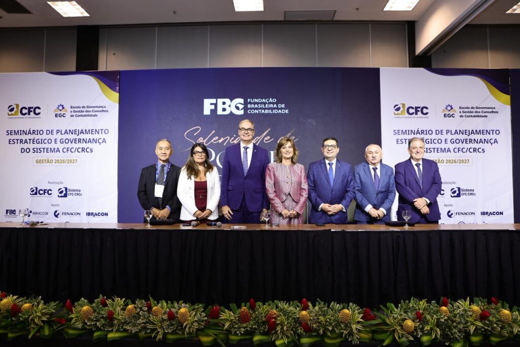 Educação Contábil Avançada: Novas Lideranças na FBC Educação Contábil Avançada: Novas Lideranças na FBC