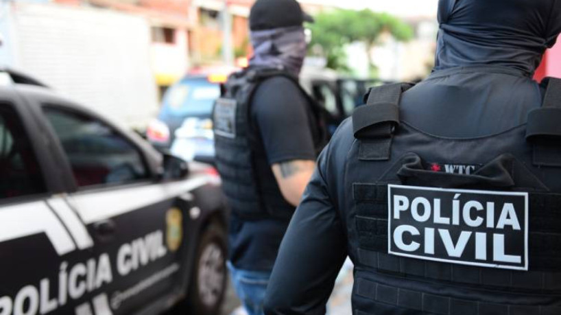 Foragido de Pernambuco é Capturado em Juazeiro do Norte durante Ação Policial Foragido de Pernambuco é Capturado em Juazeiro do Norte durante Ação Policial