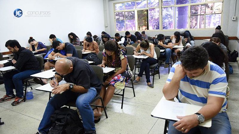 Ganhe até R$ 13 mil por mês: 5 Concursos Públicos Imperdíveis no Nordeste Ganhe até R$ 13 mil por mês: 5 Concursos Públicos Imperdíveis no Nordeste