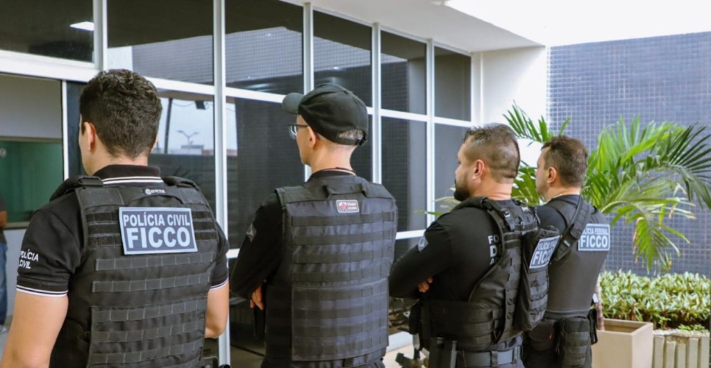 Operação Contenção: FICCO/CE Executa 10 Mandados de Prisão Contra o Crime Organizado Operação Contenção: FICCO/CE Executa 10 Mandados de Prisão Contra o Crime Organizado