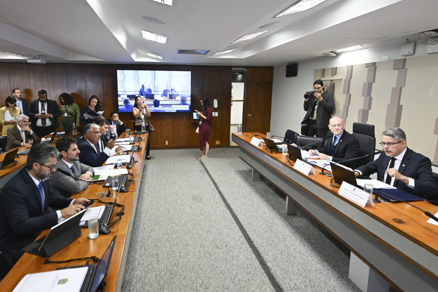 CPI do Crime Organizado Encerra Atividades Enfraquecida Após Intervenções do STF CPI do Crime Organizado Encerra Atividades Enfraquecida Após Intervenções do STF