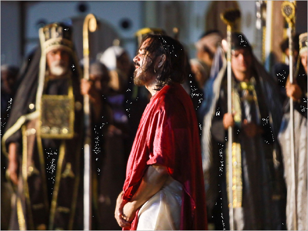 Cultura da Semana Santa em Juazeiro do Norte: Malhação do Judas e Paixão de Cristo Cultura da Semana Santa em Juazeiro do Norte: Malhação do Judas e Paixão de Cristo