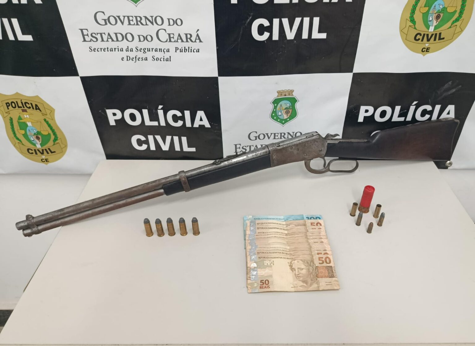 Pai e Filho Detidos: Polícia Prende Suspeitos de Duplo Homicídio no Ceará Pai e Filho Detidos: Polícia Prende Suspeitos de Duplo Homicídio no Ceará