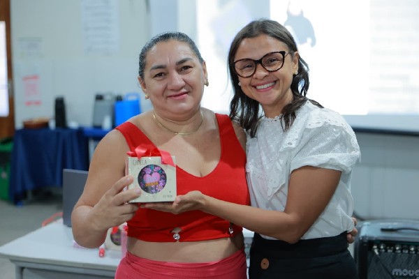 Palestra em Juazeiro do Norte acolhe mães de estudantes com deficiência Palestra em Juazeiro do Norte acolhe mães de estudantes com deficiência