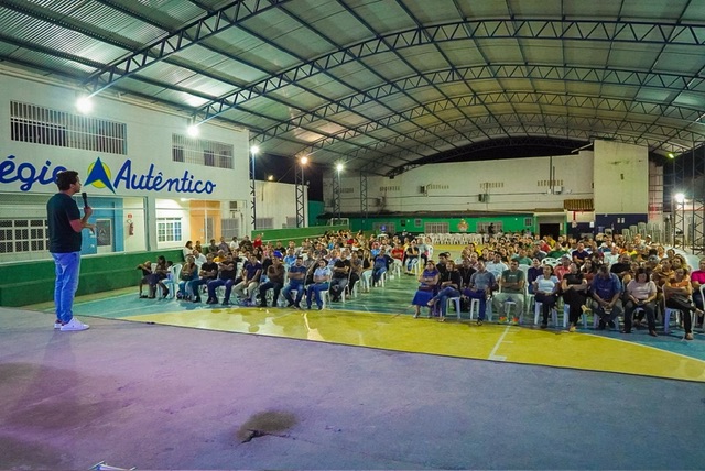 Reunião Estratégica em Juazeiro do Norte: Felipe Vasques e 250 Lideranças Falam sobre Ciro Gomes e as Eleições de 2026 Reunião Estratégica em Juazeiro do Norte: Felipe Vasques e 250 Lideranças Falam sobre Ciro Gomes e a