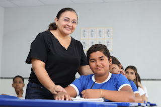 Juazeiro do Norte Aumenta Salário de Professores Temporários e Cumpre Piso Nacional do Magistério Juazeiro do Norte Aumenta Salário de Professores Temporários e Cumpre Piso Nacional do Magistério
