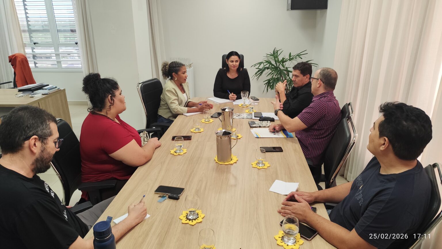Prefeitura de Palmas Concede Progressões e Gratificações a Servidores da Educação Prefeitura de Palmas Concede Progressões e Gratificações a Servidores da Educação