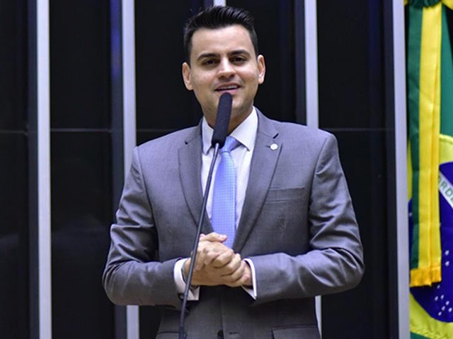 Yury do Paredão: Cidadão de Fortaleza em Homenagem Marcante Yury do Paredão: Cidadão de Fortaleza em Homenagem Marcante