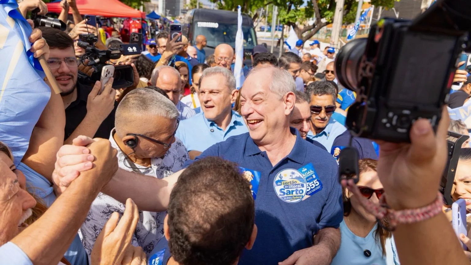 Plano de Governo de Ciro Gomes destaca segurança, saúde, educação e economia no Ceará Plano de Governo de Ciro Gomes destaca segurança, saúde, educação e economia no Ceará