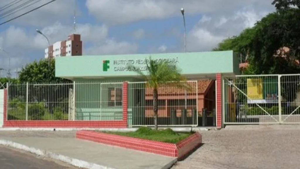 IFCE oferece mais de 4.200 vagas gratuitas para cursos técnicos em 29 cidades IFCE oferece mais de 4.200 vagas gratuitas para cursos técnicos em 29 cidades