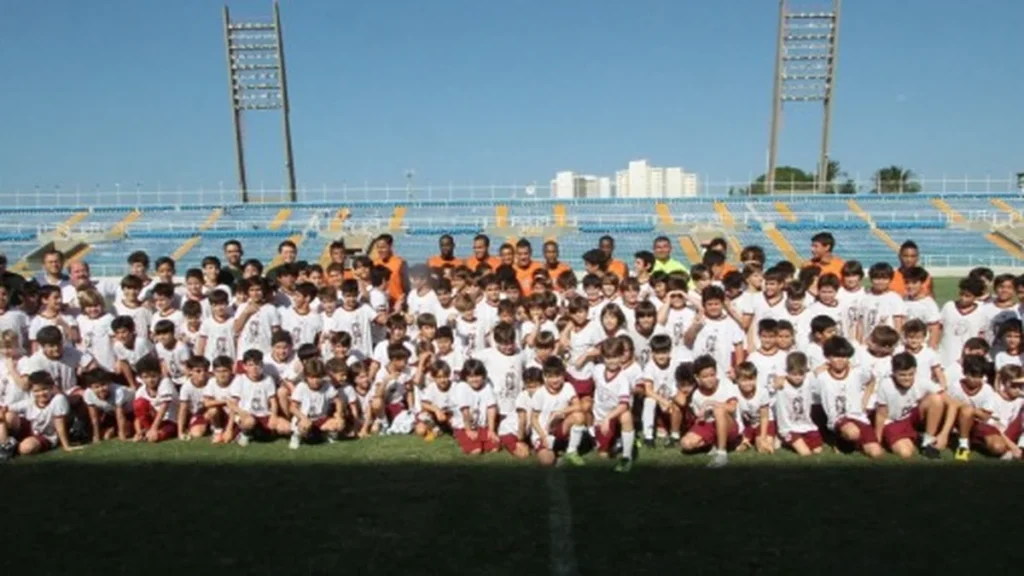 Como 140 Crianças Venceram Profissionais do Ceará em Jogo Inesquecível