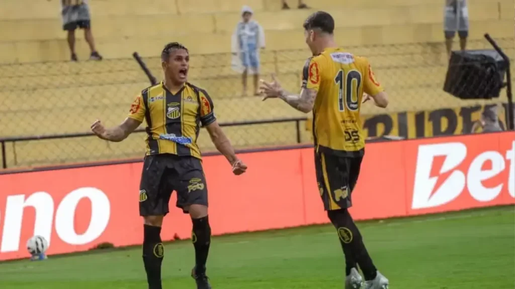 Dupla Robson e Rômulo lidera o Novorizontino com 44 participações em gols na Série B
