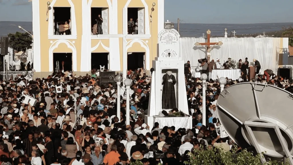 Lugares Sagrados de Juazeiro do Norte: Uma Rede Viva de Fé e Tradição Lugares Sagrados de Juazeiro do Norte: Uma Rede Viva de Fé e Tradição