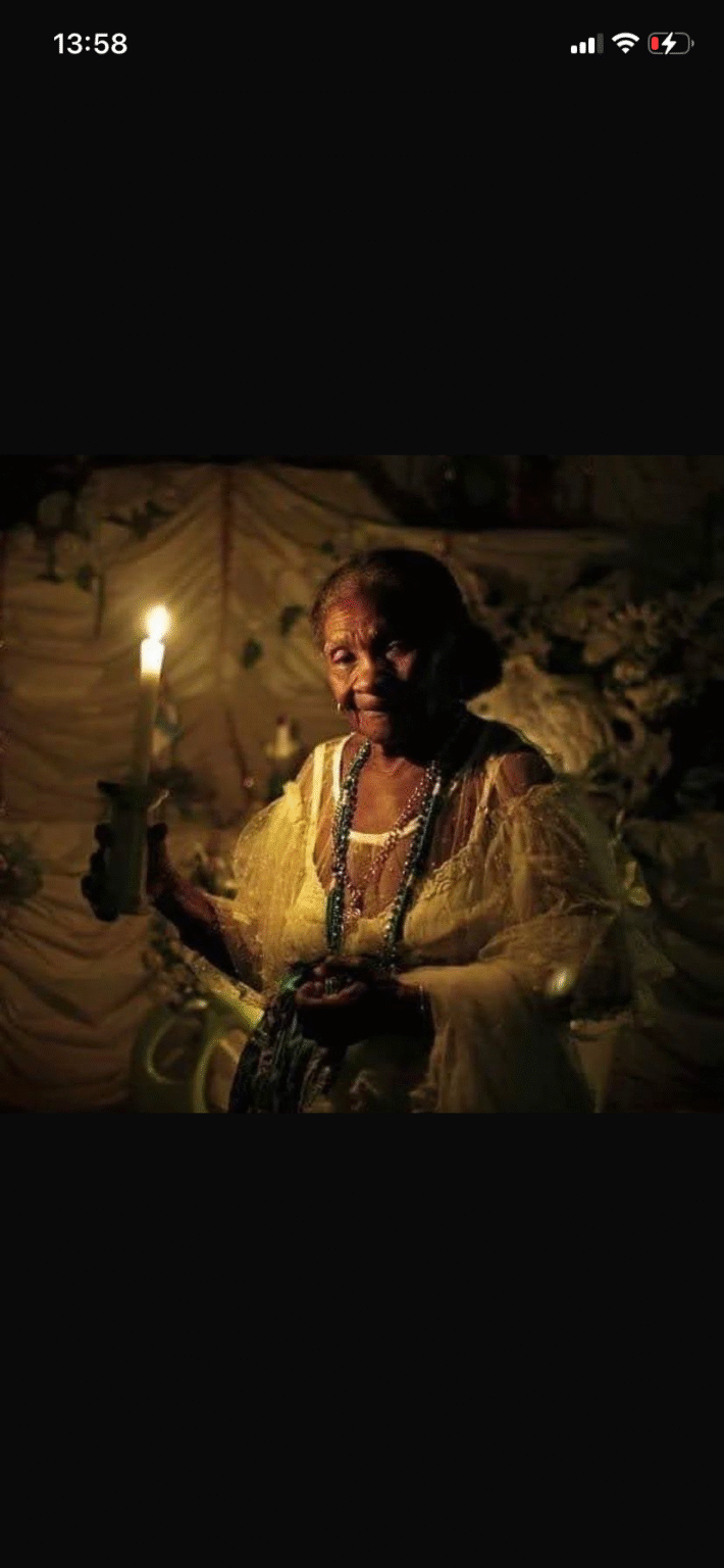 Despedida a Mãe Elzita: Referência do Tambor de Mina no Maranhão aos 91 Anos Despedida a Mãe Elzita: Referência do Tambor de Mina no Maranhão aos 91 Anos